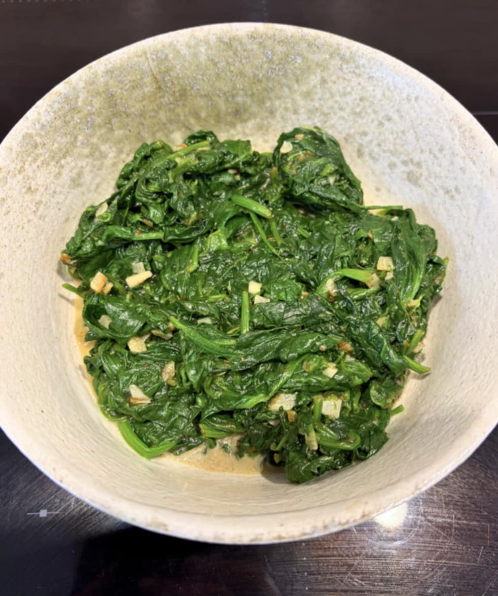 épinards sautés au parmesan et au vinaigre balsamique